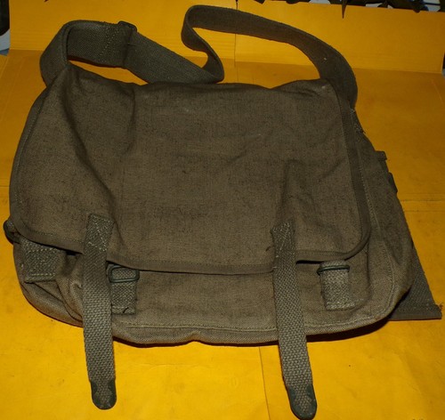 Musette militaire 1962 - musette,