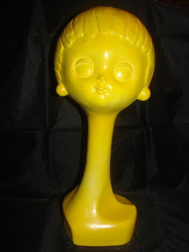 Twiggy tete chapeau - tete, a