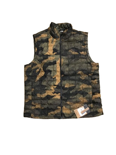 Nwt tnf men s camo - ,