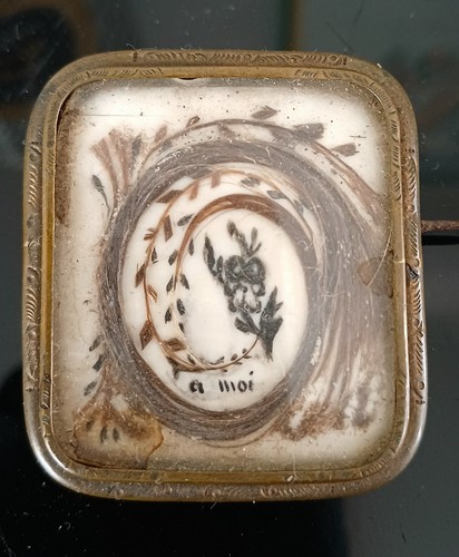 Broche avec cheveux napoleon - broche,