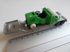 remorque porte char modele avec engin vert