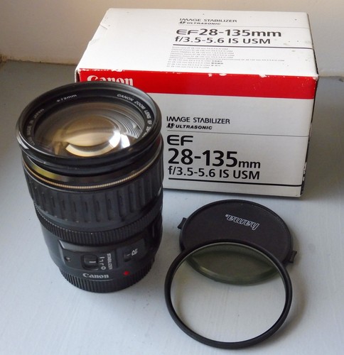Zoom canon 135 usm is - zoom,