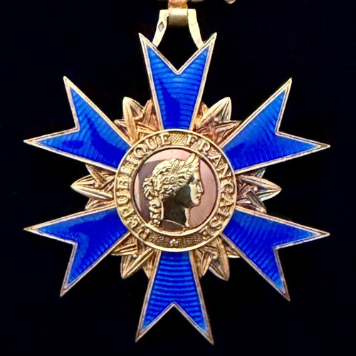 Médaille etoile ordre - de, l'ordre
