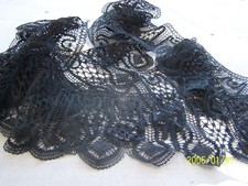 Dentelle très fine ancienne