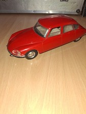RARE SLJ CITROEN DS 21  ROUGE