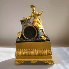 Pendule  Ancienne - Restauration Empire - Bronze Doré - Jeune fille