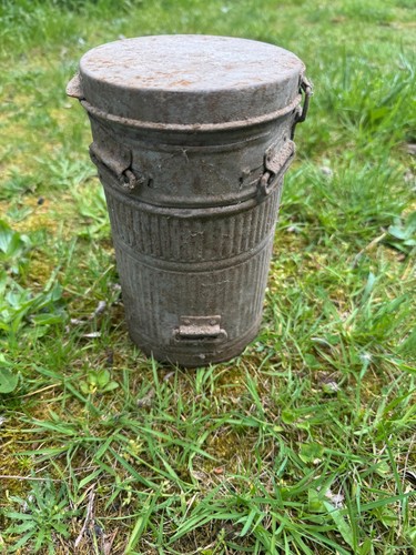 Boîte masque gaz militaire - boîte,