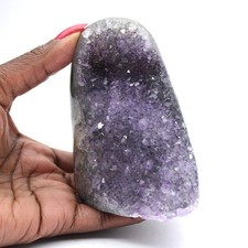 Géode Améthyste Brésilienne : Cristaux Violets Profonds 510gr 95mm Brésil