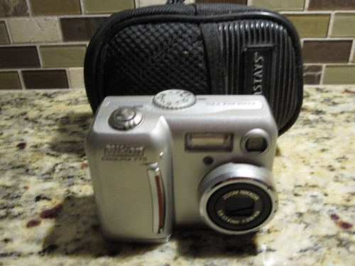 Nikon coolpix 775 1mp - 775, 2.1mp