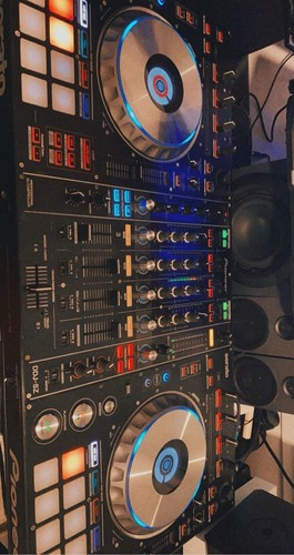 Ddj - ,