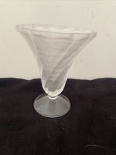 Lalique France, Vase,Coupe à