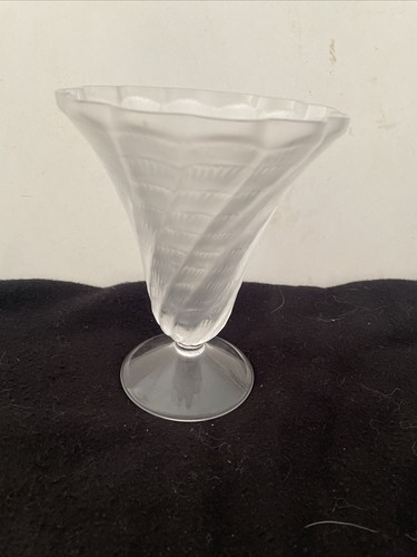 Lalique france vase - vase,coupe, à