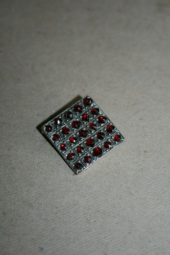 Broche ancienne métal - ancienne, en
