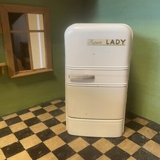 ANTIQUE TOY - VINTAGE LACQUERED CANVAS FRIDGE "SUPER LADY" AMB BOLOGNA ITALY