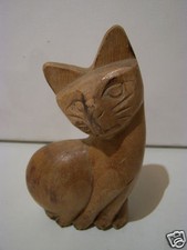 @ N° 8  CHAT EN BOIS SCULPTE