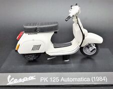 Vespa PK 125 1:18 Scale Static Modeling Collectible Maisto Models Used