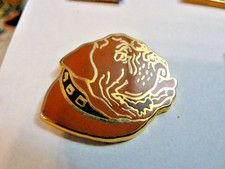 PIN'S  CHIENS  /  DOGUE  DE