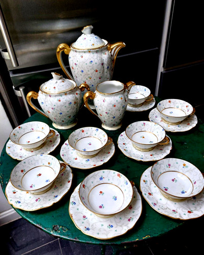 Service the porcelaine - a,
