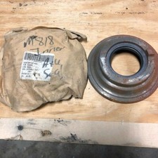 INNER AXLE SEAL, 5 TON, M800