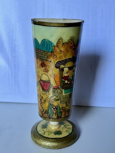 Petit vase ancien - en, os