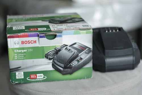 Chargeur batterie bosch - batterie,