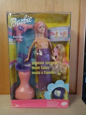 Poupée BARBIE salon de