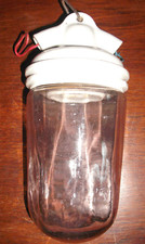 Ancienne lampe baladeuse d'atelier verre et porcelaine