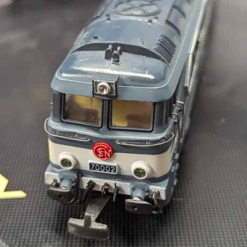 Train 6700 2 - bb,