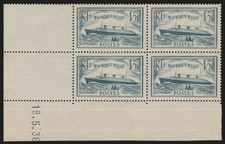 n°300, Paquebot Normandie 1fr50 bleu-clair, bloc coin daté 1936, neuf ** - TB