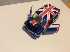 Franklin Mint 1967 Morris Mini Cooper S Union Jack Model 1:24 Scale