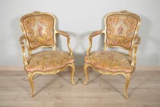 Fauteuils bois doré style Louis XV petit point