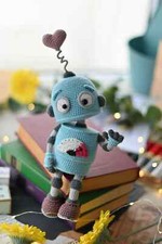 Handmade Crochet Robot – 28cm Amigurumi Toy | Safe & Unique Gift