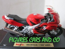 2006 Honda CBR 600 F4 RED BLACK MAISTO MOTORCYCLE 1/18 WITH DISPLAY STAND