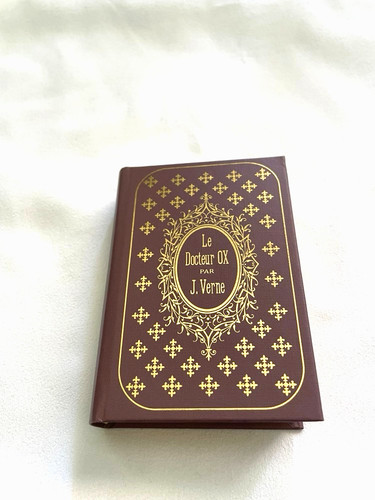 Livre miniature jules - jules, verne