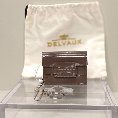 Delvaux venus patent - delvaux, leather