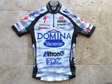 Maillot cycliste DOMINA