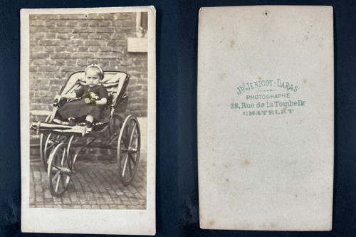 Chatelet baby his pram - in,