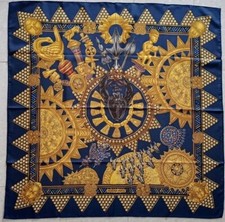 Superbe  Foulard  Hermès