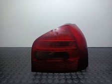 290702 feu arrière droit