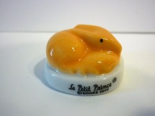 FEVE  RENARD COUCHE    - LE