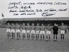 B-340 : Modern HAND SIGNED 8x6 Photo FRANCE 1958 JUST FONTAINE