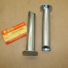 2 REPOSES PIED NU SUZUKI DR