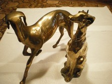 figurine de couple de chien