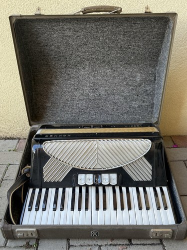 Accordéon marque hohner - marque,