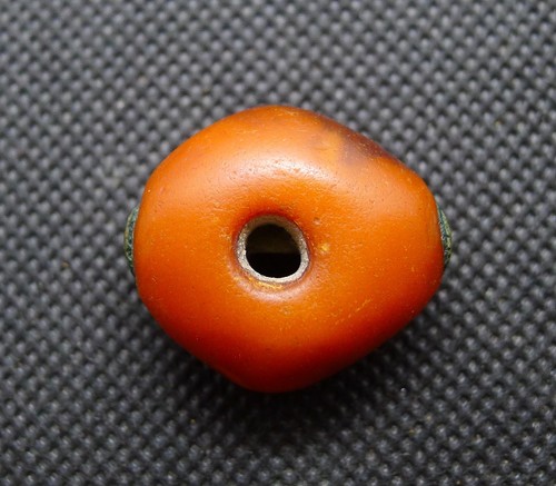 Perle ambre capsule métal - perle,