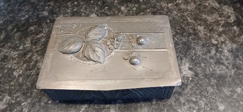 Belle boîte étain art - belle,