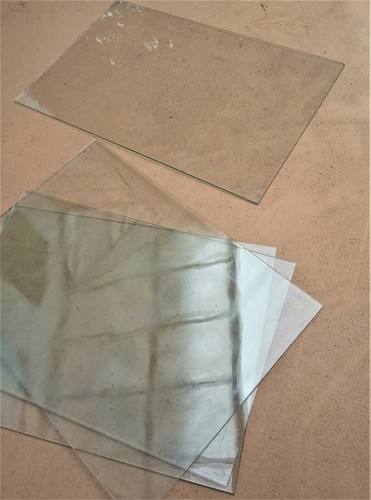 Lot vitres en verre - de,