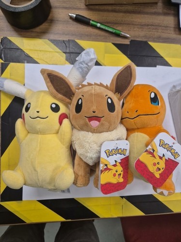 Pokemon lot plush - 3, pikachu