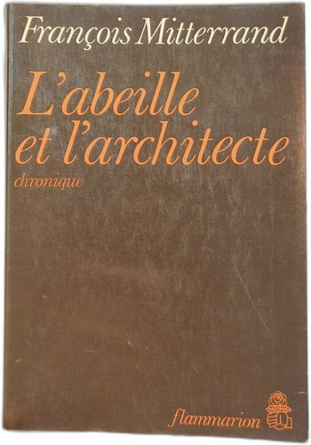 Abeille architecte - l'abeille, et