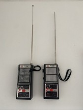 LOT DE 2  JOUETS 1980